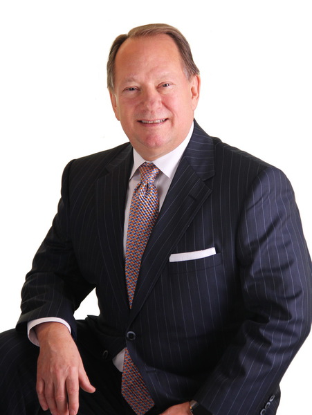 Corporate headshot by VIP Pro Lab and Video