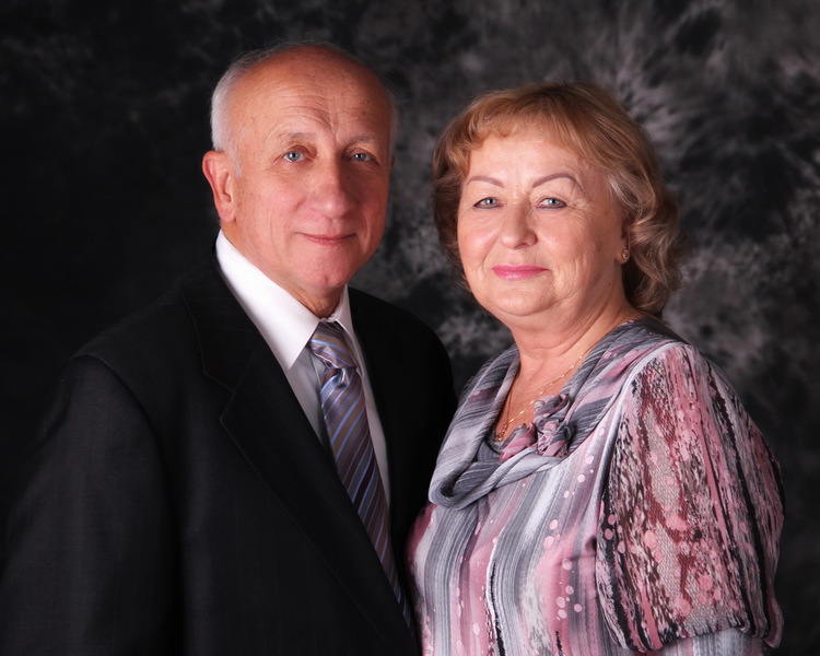 Family or portrait photograph by VIP Pro Lab and Video
